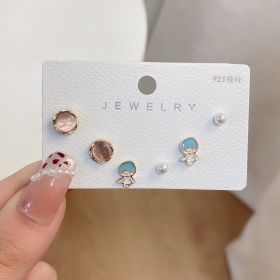 New S925 Silver Needle Women's Suit Earrings Simple Personality (Color: DY38)