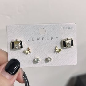 New S925 Silver Needle Women's Suit Earrings Simple Personality (Color: DY26)